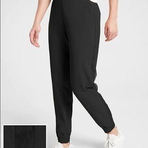 Brooklyn Textured Jogger